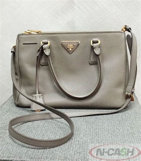 prada saffiano bn1801 price|Prada BN1801 Saffiano Lux Double Zip Handbag Cammeo .